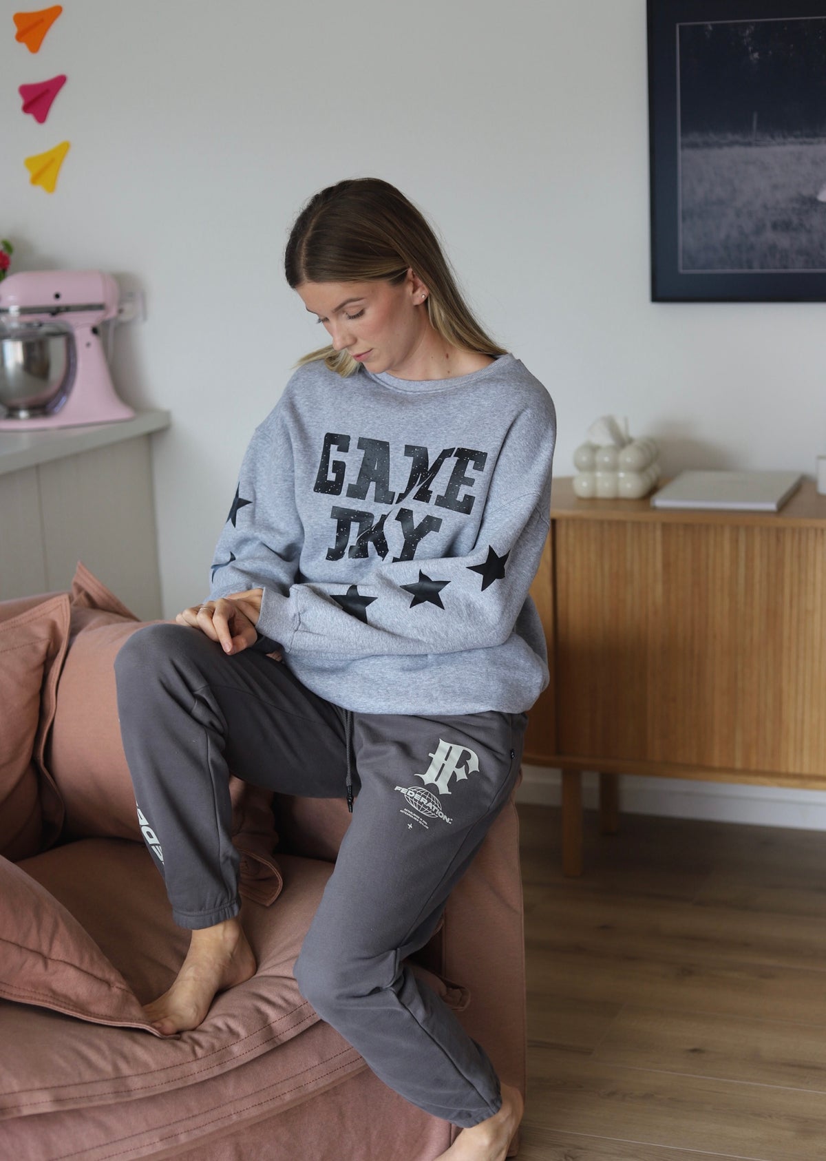 All things comfort yet style in spades. Perfect pieces for those casual outings. Brunch with the girls, supporting from the sidelines or just snuggling up at home.
