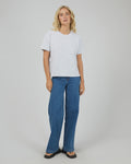 Garment-washed finish

Rolled sleeve cuffs

Regular fit

Branded chest embroidery

100% Cotton
