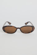 - Tortoiseshell oval frame
- Warm brown lenses
- Timeless vintage-inspired feel
- Lightweight construction