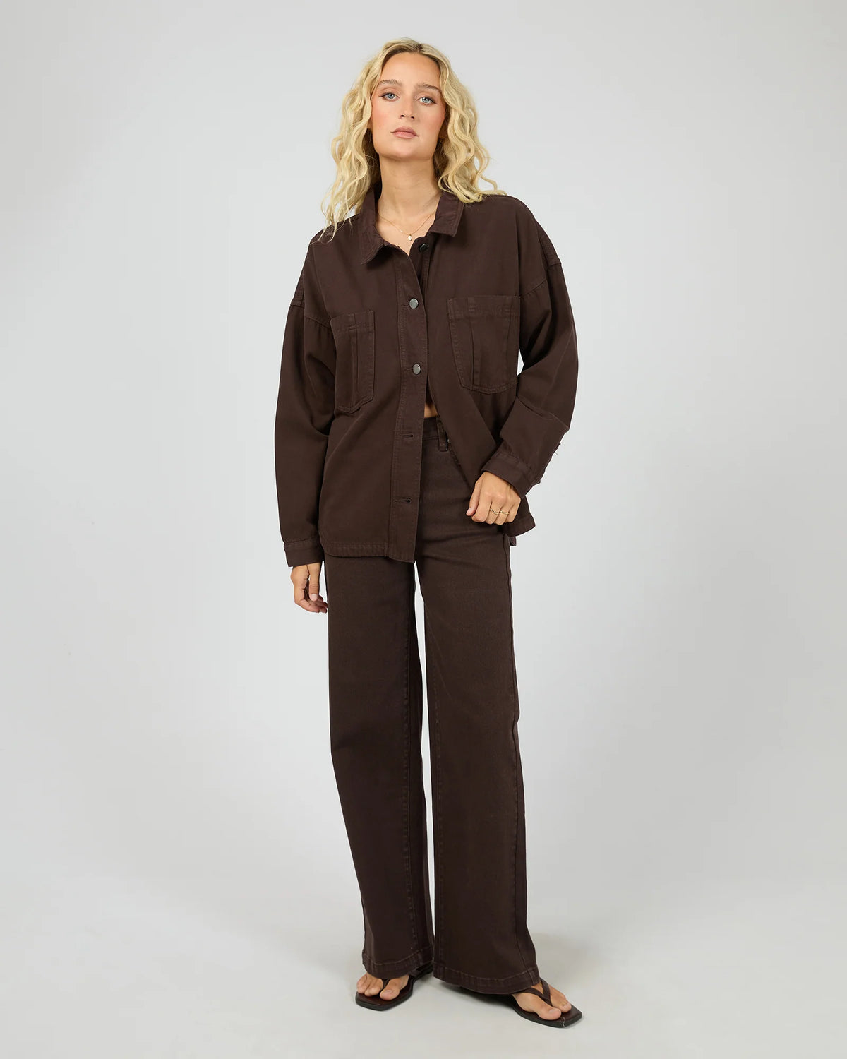 Chest pockets
Functional buttons
Cotton rigid denim
100% Cotton
Model is wearing a size 8