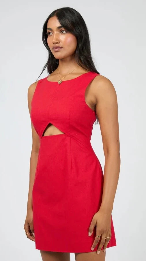 Mini length for a fresh, modern look

Tailored silhouette with subtle waist darts

Chic side cutout detailing

Back zip closure for a secure, streamlined fit

Lightweight blended fabric: 40% Viscose, 40% Linen, 10% Cotton, 10% Polyester

Perfect for day-to-night styling
