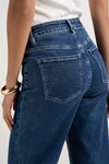 - Wide leg
- High rise
- Feature front pockets
- Zip closure
- 98% Cotton 2% spandex