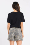 - High-rise waist for a flattering silhouette
- Soft stretch fabric for all-day comfort
- Bold leopard print on a washed tan base
- Made from 98% cotton, 2% elastane