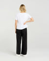 Soft cotton blend tee with stretch for comfort
Flattering round neckline and sleeve length
Front darting detail for a chic, tailored finish
Easy to style with denim, skirts, or shorts
95% Cotton, 5% Spandex