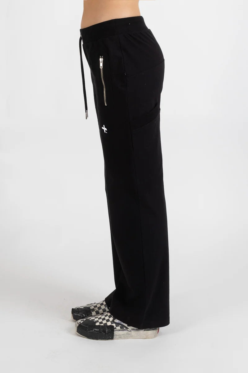 Straight-leg fit that falls cleanly from the hip

Flattering curved back panel

Secure zip pockets with silver hardware

Eyelet detailing for a refined finish

Soft and stretchy 95% cotton, 5% elastane fabric

Easy to style up or down for everyday wear
