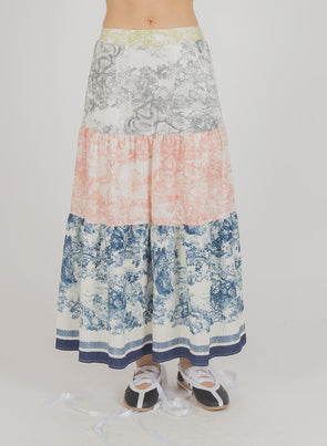 Multi-colour panel print design

Flattering maxi length silhouette

80% Rayon, 20% Nylon – soft and breathable

Standard fit – take your usual size

Versatile style for day-to-night wear