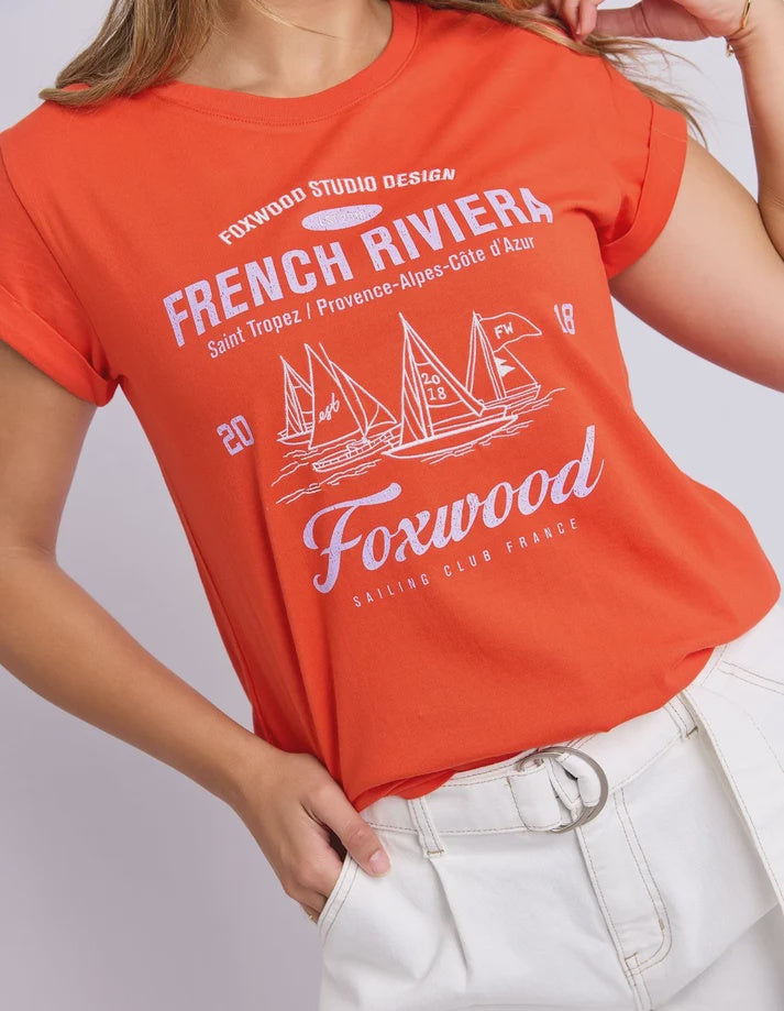 - Exclusive sailing club graphic for a bold, fun touch

- Super‑soft Pima cotton for lightweight comfort

- Rolled cuff sleeves for relaxed everyday style

- Curved hem for a flattering, easy fit

- 100% cotton jersey that feels great to wear

- Model is 176cm and wears size 10