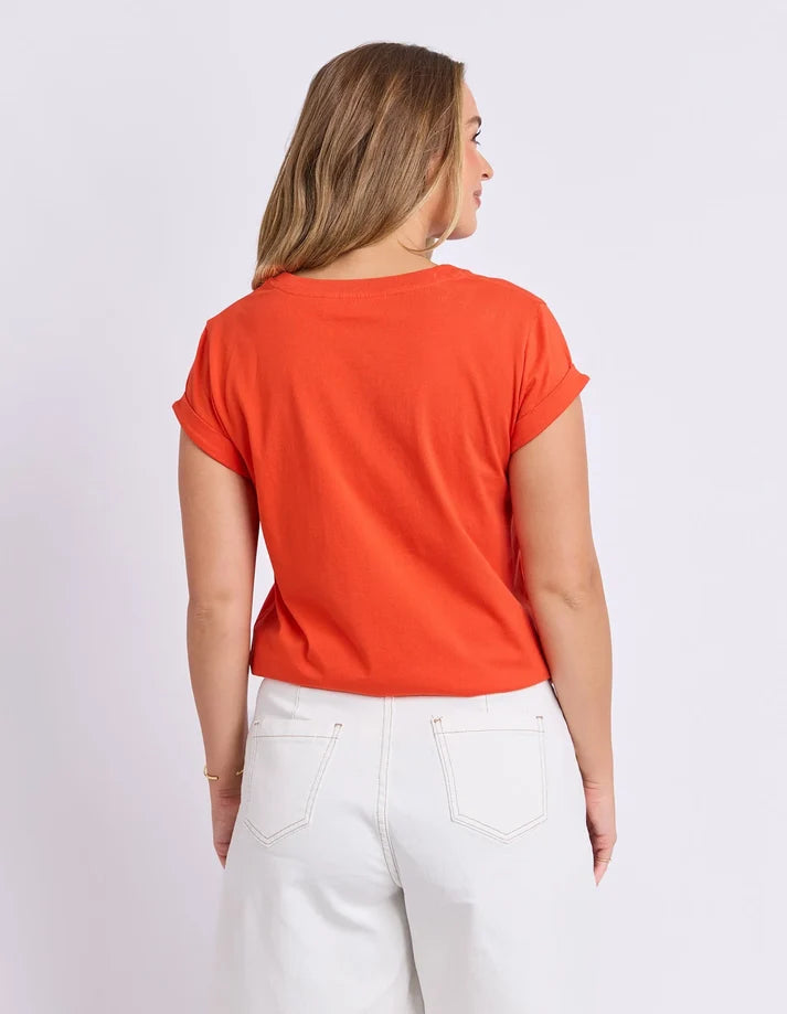 - Exclusive sailing club graphic for a bold, fun touch

- Super‑soft Pima cotton for lightweight comfort

- Rolled cuff sleeves for relaxed everyday style

- Curved hem for a flattering, easy fit

- 100% cotton jersey that feels great to wear

- Model is 176cm and wears size 10
