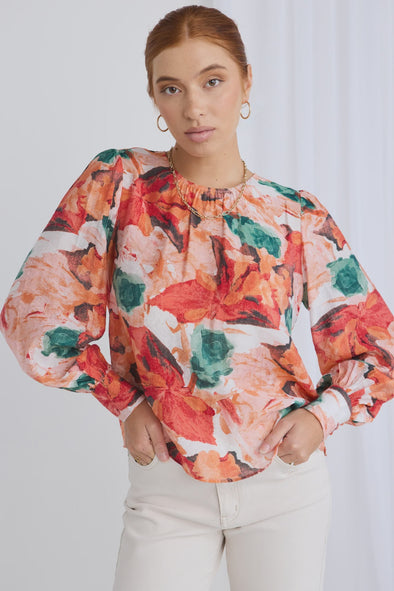 We are crushing hard on the water colour beauties Ivy + Jack are bringing our way. This orange base print with contrasting forest green is Autumn in a top. Lightweight which is perfect for layering and looks exceptional with <a href="https://kartelclothing.co.nz/collections/jeans">denim</a> jacket or jeans!