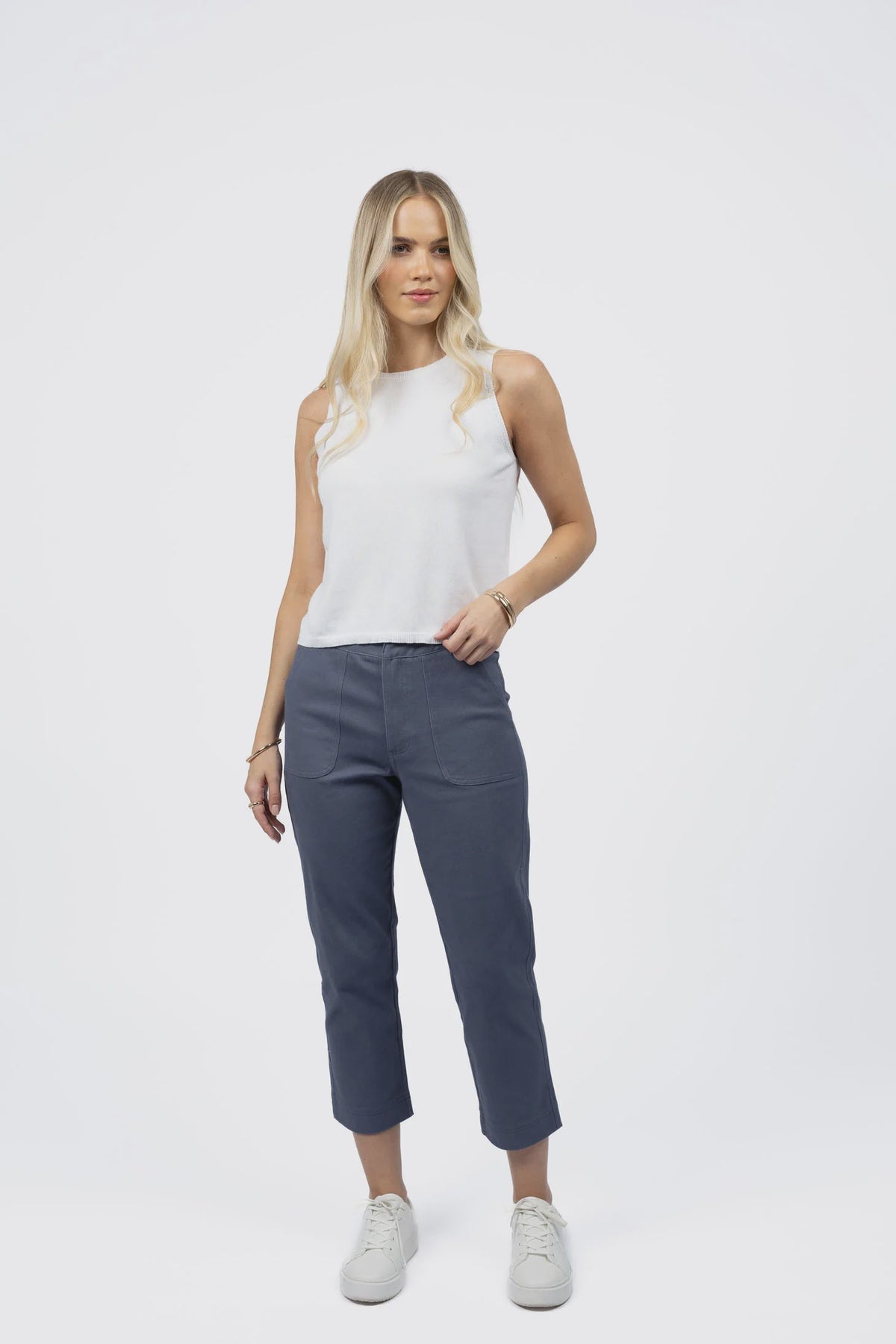 A returning bestseller in classic chino styling

Mid-rise, straight leg &amp; relaxed fit for everyday ease

Belt loops and patch pockets at front and back

Back darts create a flattering silhouette

Made from soft cotton with slight stretch for comfort

Ankle-length cut on average height