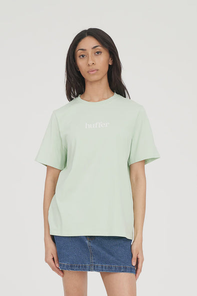100% Cotton, 170gsm standard weight jersey

Classic fit with short sleeves

15mm ribbed neckline for structure

Custom Huffer piece-dyed colour finish

Huffer branded placement puff print