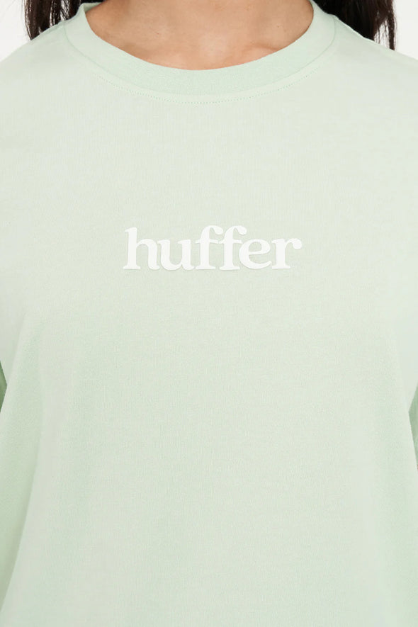 100% Cotton, 170gsm standard weight jersey

Classic fit with short sleeves

15mm ribbed neckline for structure

Custom Huffer piece-dyed colour finish

Huffer branded placement puff print