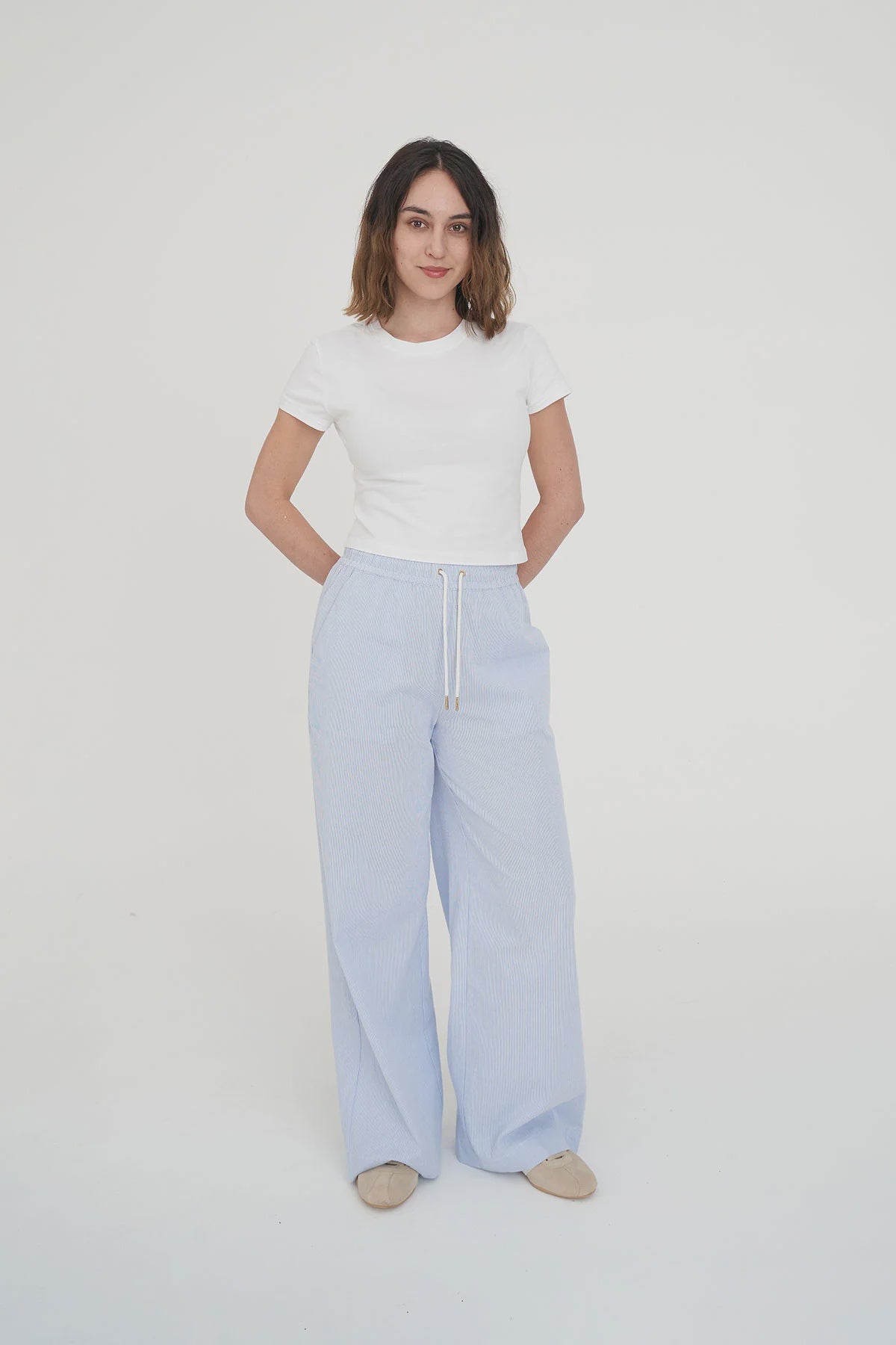 100% Cotton / 130gsm / Custom stripe / Relaxed fit / Wide leg / Elasticated waist / Drawcord / Huffer branded hardware / Huffer placement embroidery