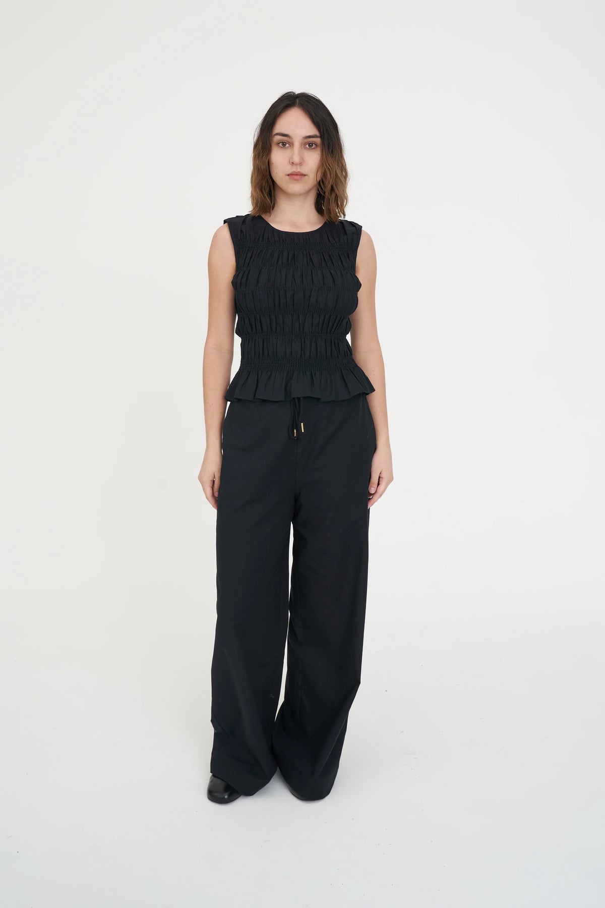 Custom blue stripe that goes with everything
Relaxed wide leg silhouette
Elasticated waist with adjustable drawcord
Soft, lightweight 100% cotton
Easy to dress up or down
Huffer branded hardware and placement embroidery