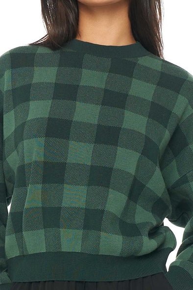 Get ready for a stylish twist with the Huffer long sleeve knit top in forest plaid print! It's perfect for those cool days when you want to stay cozy while looking fabulous. Made with care, this top features long sleeves for extra warmth. The forest plaid print adds a touch of rustic charm, making it a standout piece