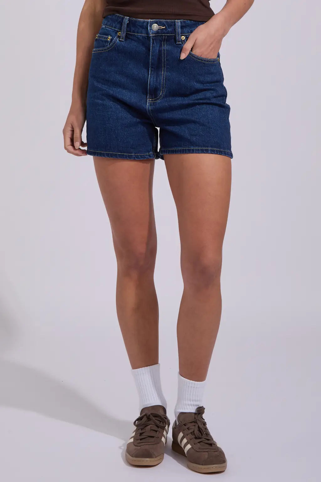 High-rise fit

Relaxed A-line shape

Zip fly closure

Finished hem (can be rolled)

Contrast stitching &amp; silver metal trims

Vegan faux leather patch

99.5% Cotton, 0.5% Elastane