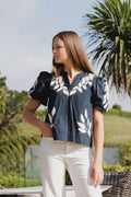 NMBR Rose Olivia Top Navy Sand