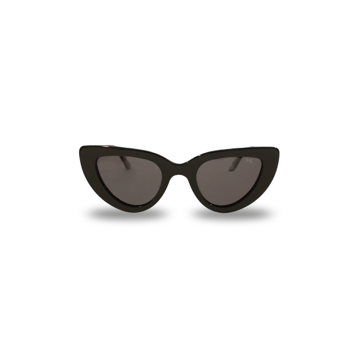 This classic cat eye design is a true fashion icon, effortlessly elevating any look with its timeless charm. Its understated elegance is what makes it a must-have staple in every wardrobe.