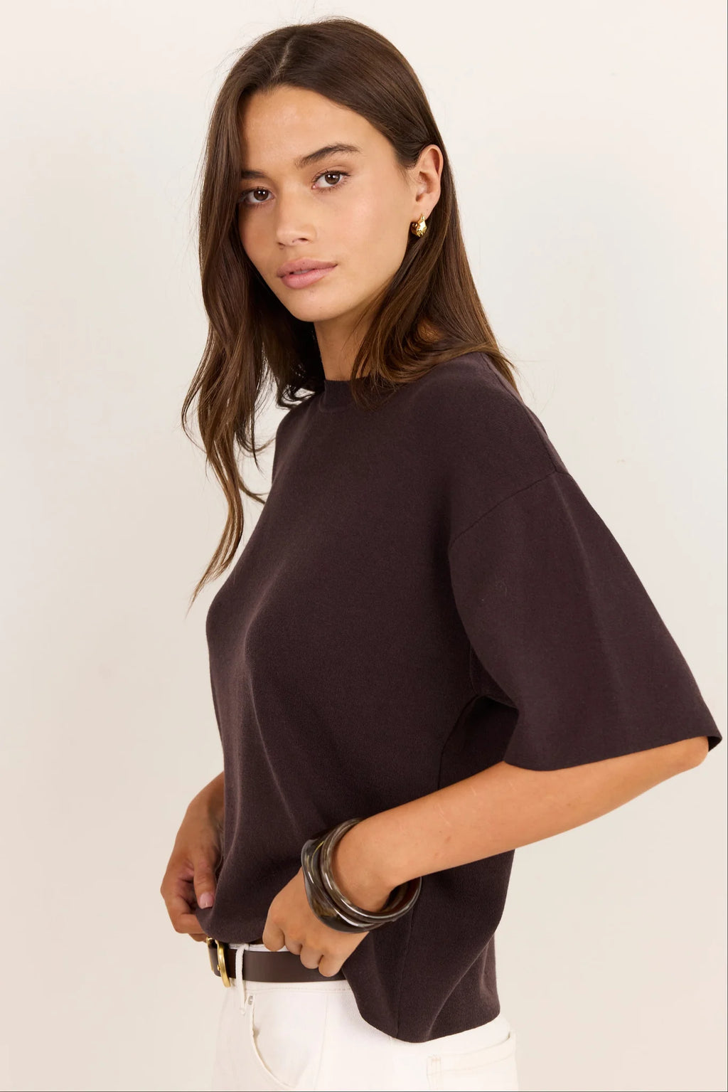 - Short sleeves
- Relaxed silhouette
- Lightweight knit finish
- Fabric Composition - 35% Lyocell, 30% Polyester, 20% Nylon, 10% Bamboo, 5% Linen
- Delicate garment