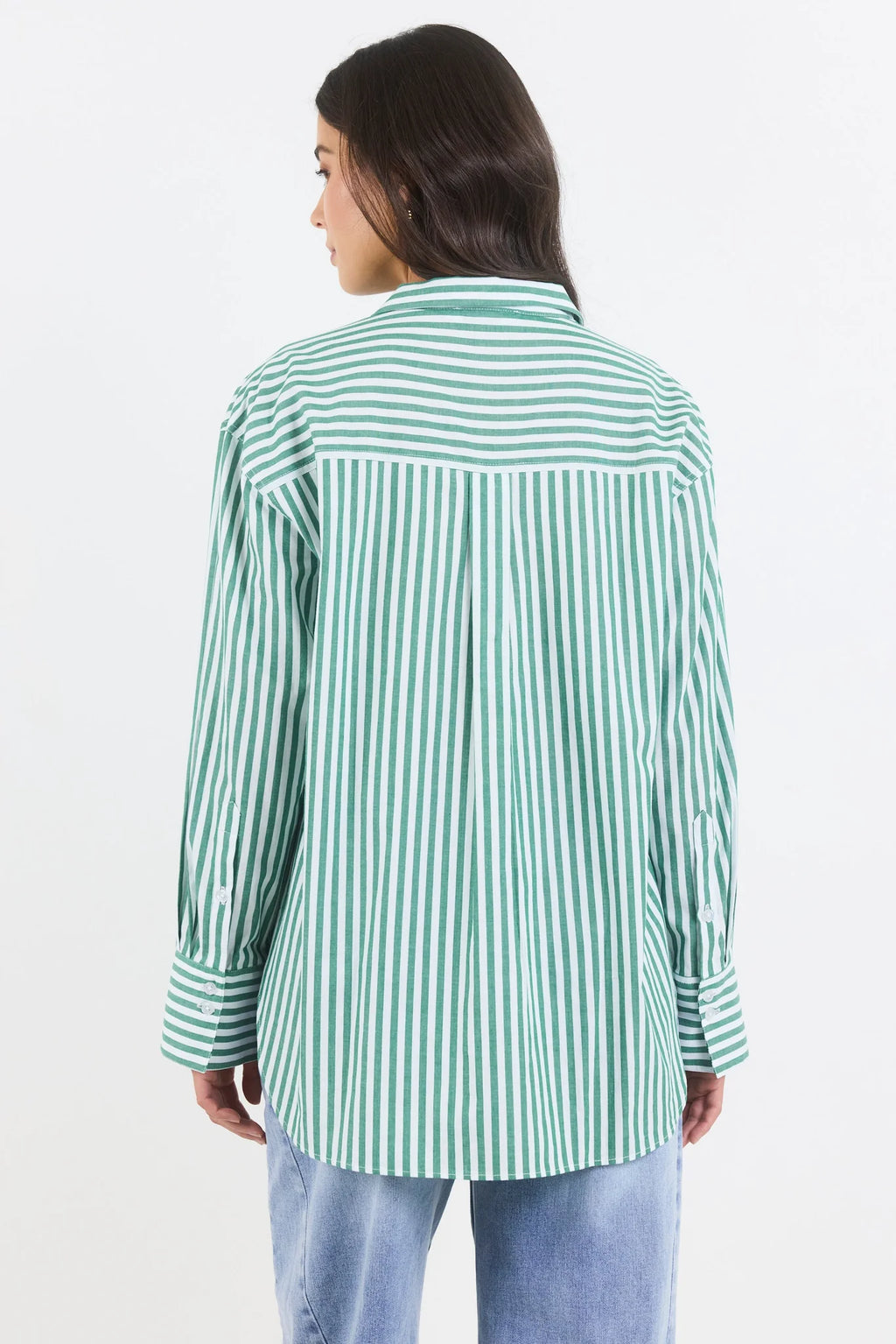 - Long sleeve design
- Button front
- Oversized fit
- Fabric Composition 100% Cotton
