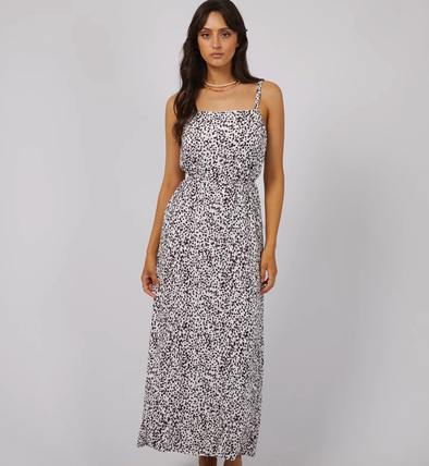 Get ready to wander in style with the Rhi Maxi Dress. Made from soft viscose, this dress offers both comfort and wanderlust-inspired style. With a figure-flattering silhouette that accentuates your waist and hips, it's perfect for any occasion - from a day at the coast to a beautiful dinner at night.&nbsp;