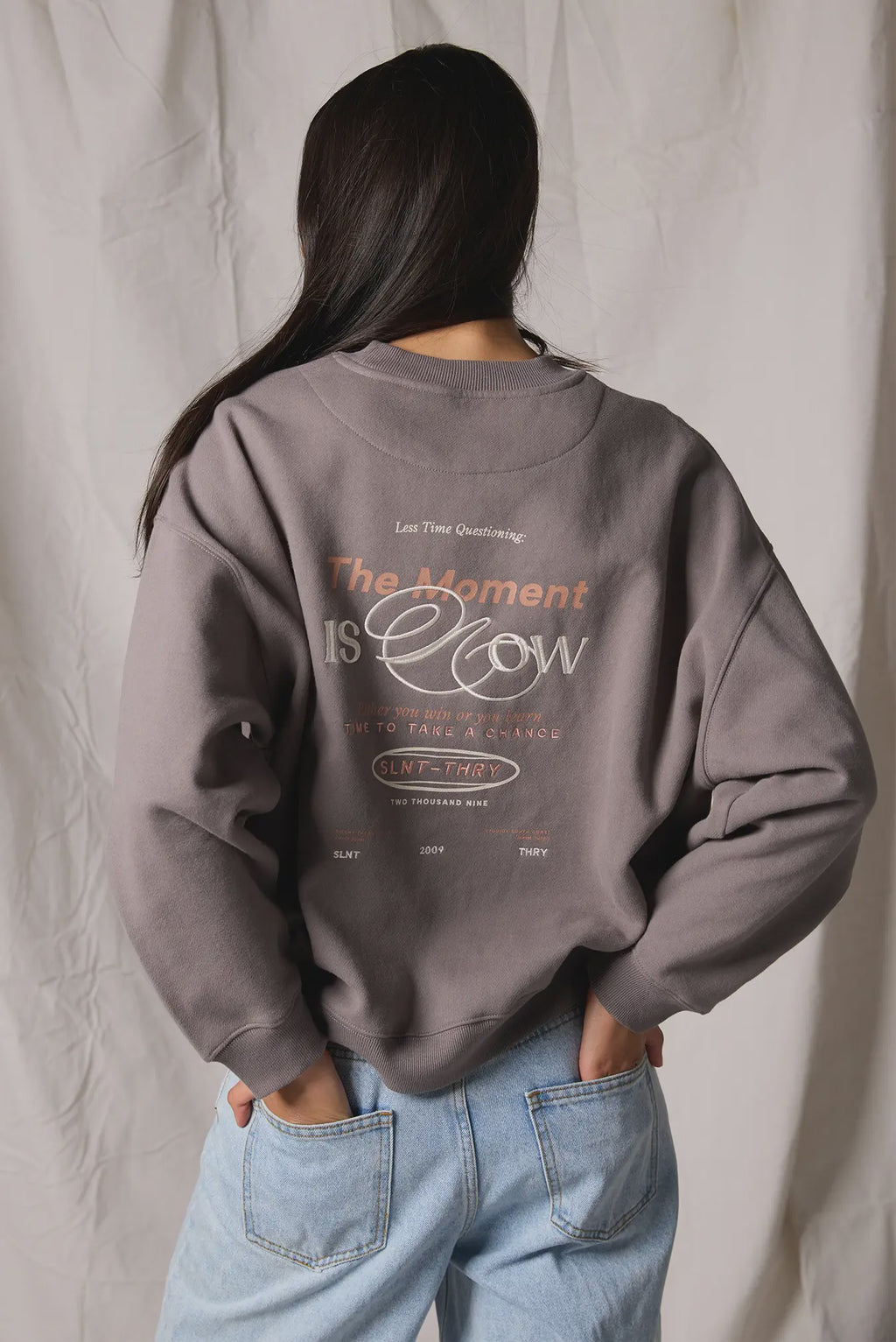 The Silent Theory Charcoal Crew delivers effortless off-duty style with a premium streetwear edge. Designed in a versatile charcoal colourway, this everyday essential combines a relaxed silhouette with statement embroidery and graphic back detailing for a modern lived-in look.