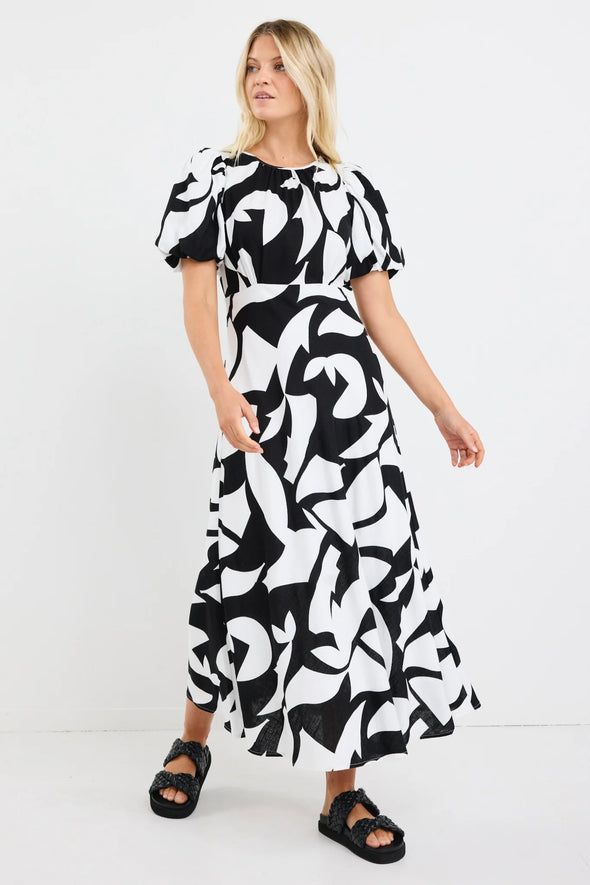 Stories Be Told Stage Maxi Dress Black Ivory Print