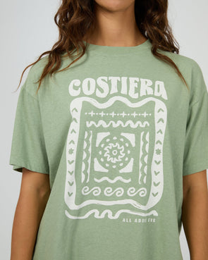 The Costiera Relaxed Tee in sage green brings easygoing style with a comfy, breathable fit that feels like a gentle breeze all day long. Its bold white hand-drawn print adds an artsy twist to a calm, neutral shade. Pair it with your fave high-waisted jeans or sharp shorts for a look that’s effortlessly cool—perfect for anything from coffee runs to evening hangs.