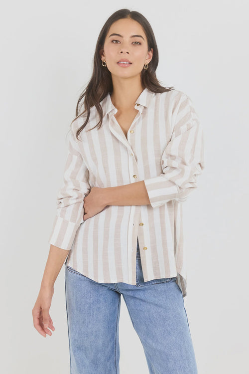 Soft taupe stripe design
Relaxed easy-to-wear fit
Long sleeves
Classic collared neckline
Open back detail
Adjustable back tie details
Lightweight viscose linen blend
Perfect for casual or elevated styling