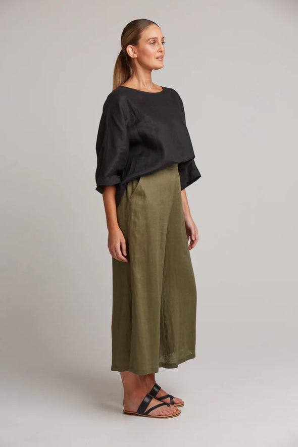 Get set for summer with the linen Studio Crop Pant. These wide flared pants are flowy, loose, and breezy, simply what all pant-wearing lovers crave for. Feeling comfortable is our top priority, without compromising on style. Wear these pants with a linen top for a sleek natural look.