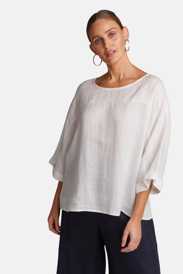 Minimal with panel details, we know how relaxed and cool you'll feel in the linen Studio Relaxed Top. The wide 3/4 sleeves create a subtle elegance.