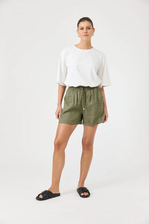 Side pockets
Elasticised waist with fabric drawstring
Cuffed hem
100% Linen