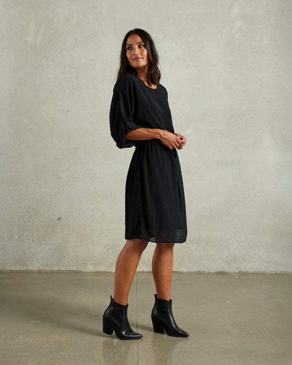 Your new go-to easy styling dress which is fully lined and features a scoop neckline, batwing style sleeves finished with elasticated hems, and adjustable drawstring waist ties  COLOUR Black  FABRIC INFO Chiffon&nbsp; Main Fabric:&nbsp;100% Polyester&nbsp; Lining: 100% Polyester