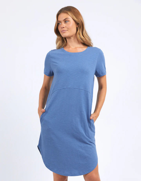 Effortlessly stylish and comfy, the Bay Dress is a must-have for your casual wardrobe. Made with comfort plus jersey, this throw-on-and-go dress is perfect for everyday wear. Say goodbye to morning outfit dilemmas!