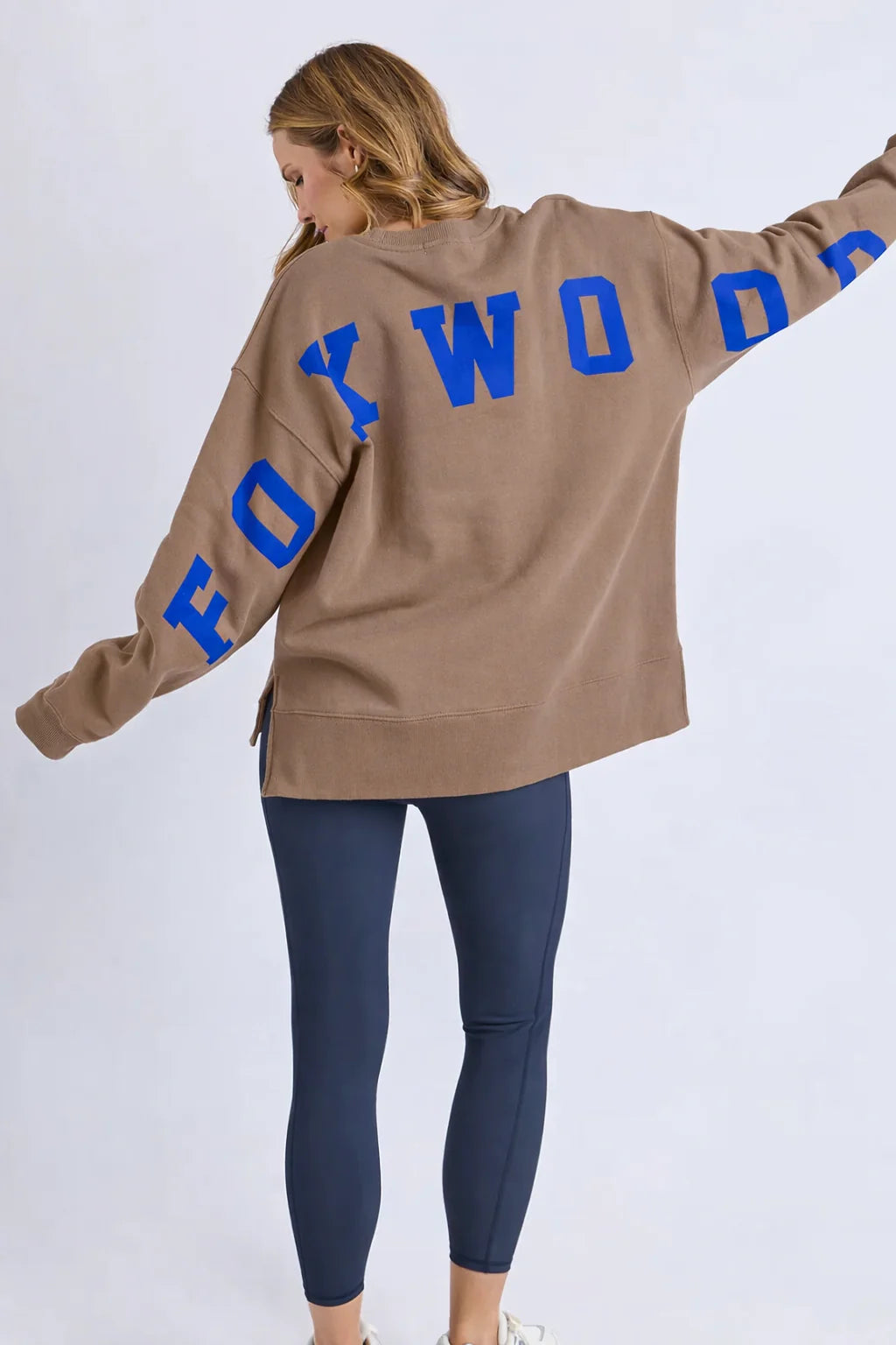 Foxwood Interval Crew Brown With Blue