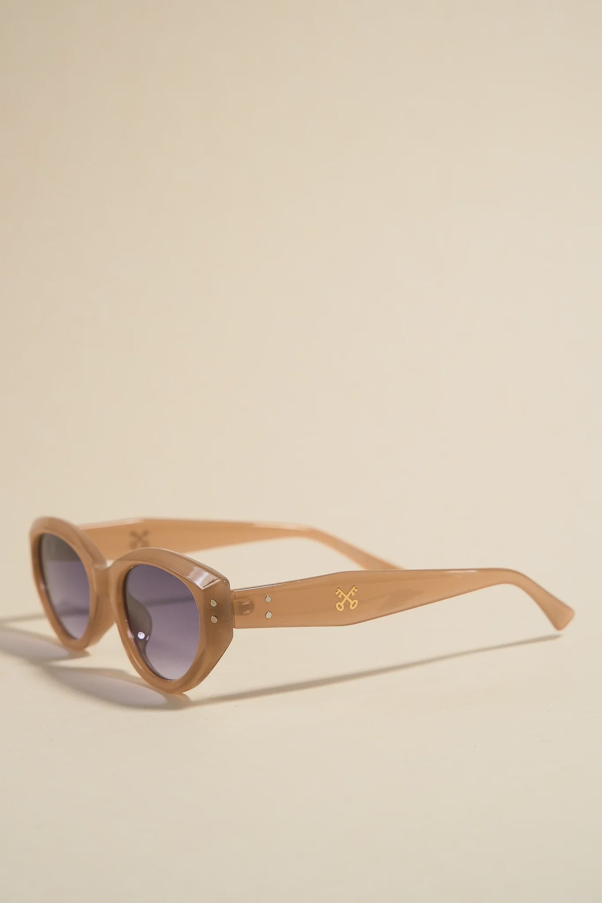 Georgia Zoe Cuba Beige Sunglasses