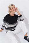 Wide round neck
Raglan long sleeves
Hip-length
Easy fit
100% Cotton