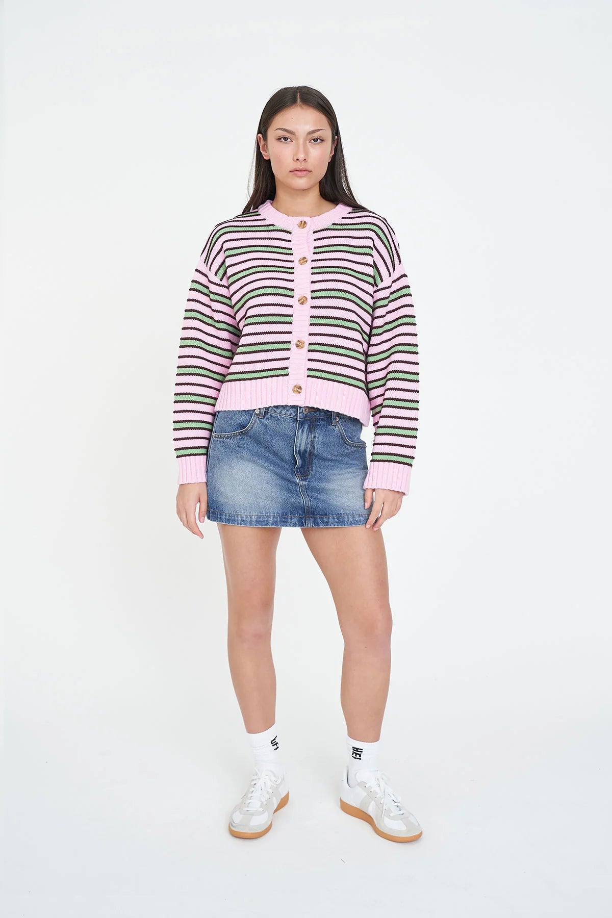 Fresh stripes meet effortless layering in the Huffer Stripe Cardigan. Featuring the season's standout pink and green colour combination, this relaxed fit knit is the perfect throw on for everything from denim to dresses. Wear it buttoned up as a cosy knit or open over a tank or tee for an easy layered look.