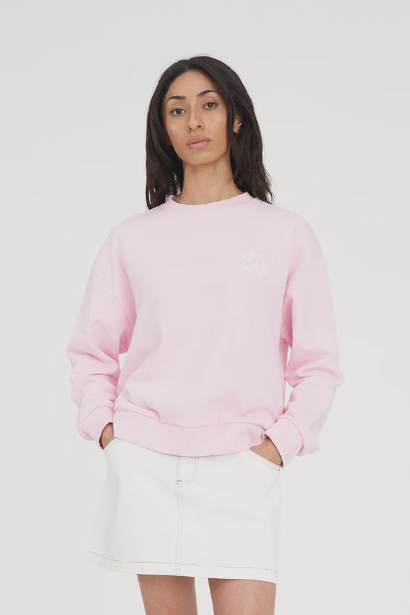 Keep it low-key and fresh - just like a daisy. perfect for cjill days and good vibes, this relaxed-fit peice combines comfort and effortless style. Made from premium 100% cotton with a mid-weight loopback finish, it's your go to for all day wear.&nbsp;