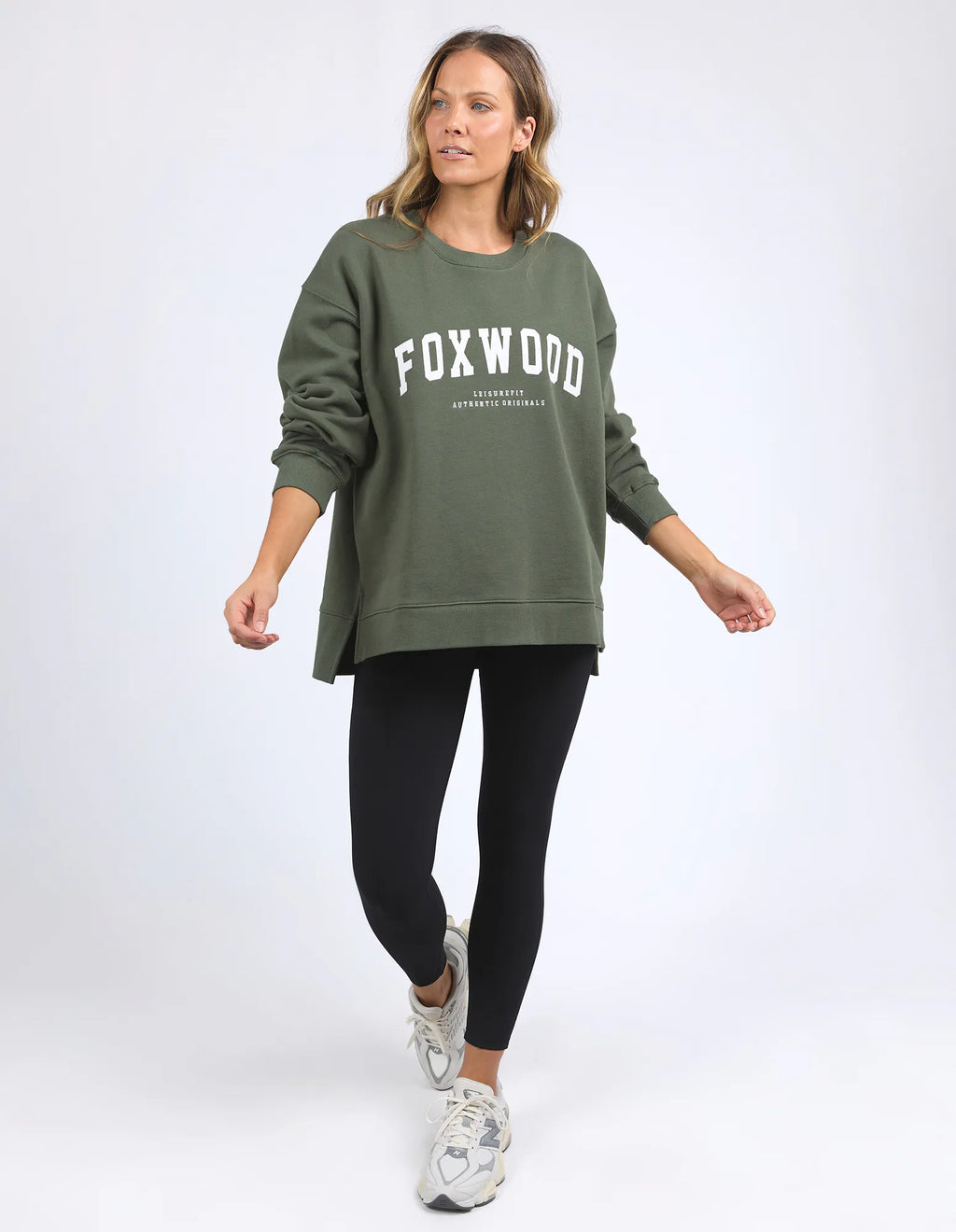 The Interval Crew is our designers new favourite this season. Featuring all the classic heritage of Foxwood LeisureFit fleece this relaxed fitting crew sports a oversized print along the back shoulders and is both comfortable and cool.

Front chest print
Large back &amp; sleeve print
Relaxed fit
100% Cotton
Model is wearing a size 10