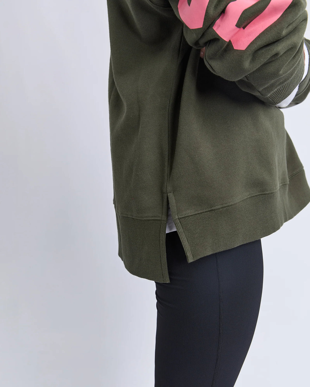 Foxwood Interval Crew Dark Khaki/Coral