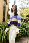 Round neck
Long sleeves
Hip-length
Easy fit
Mohair look
75% Acrylic, 25% Nylon