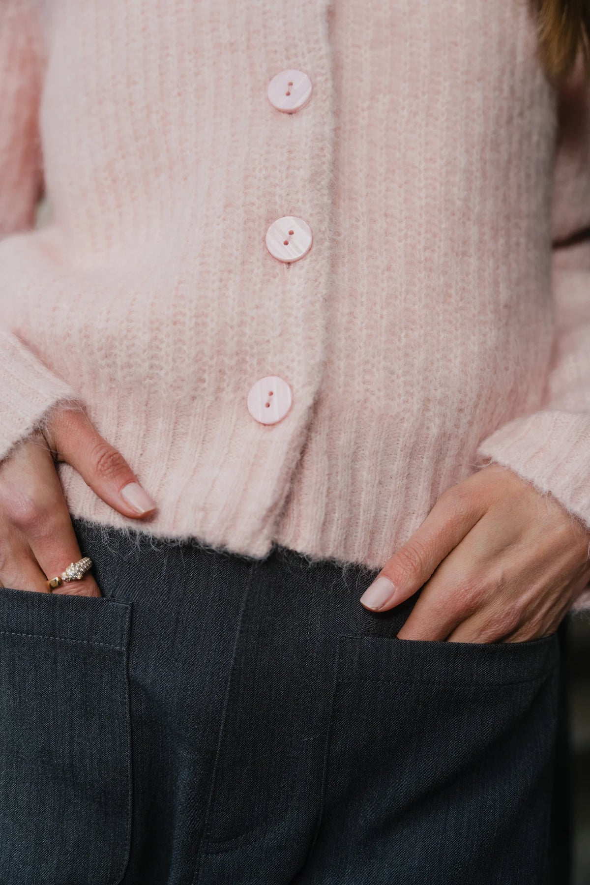 - Long Sleeve&nbsp;
- Button Front
- Fabric Composition - 23% Mohair 37% Wool 20% Polyester 18% Nylon 2% Elastane