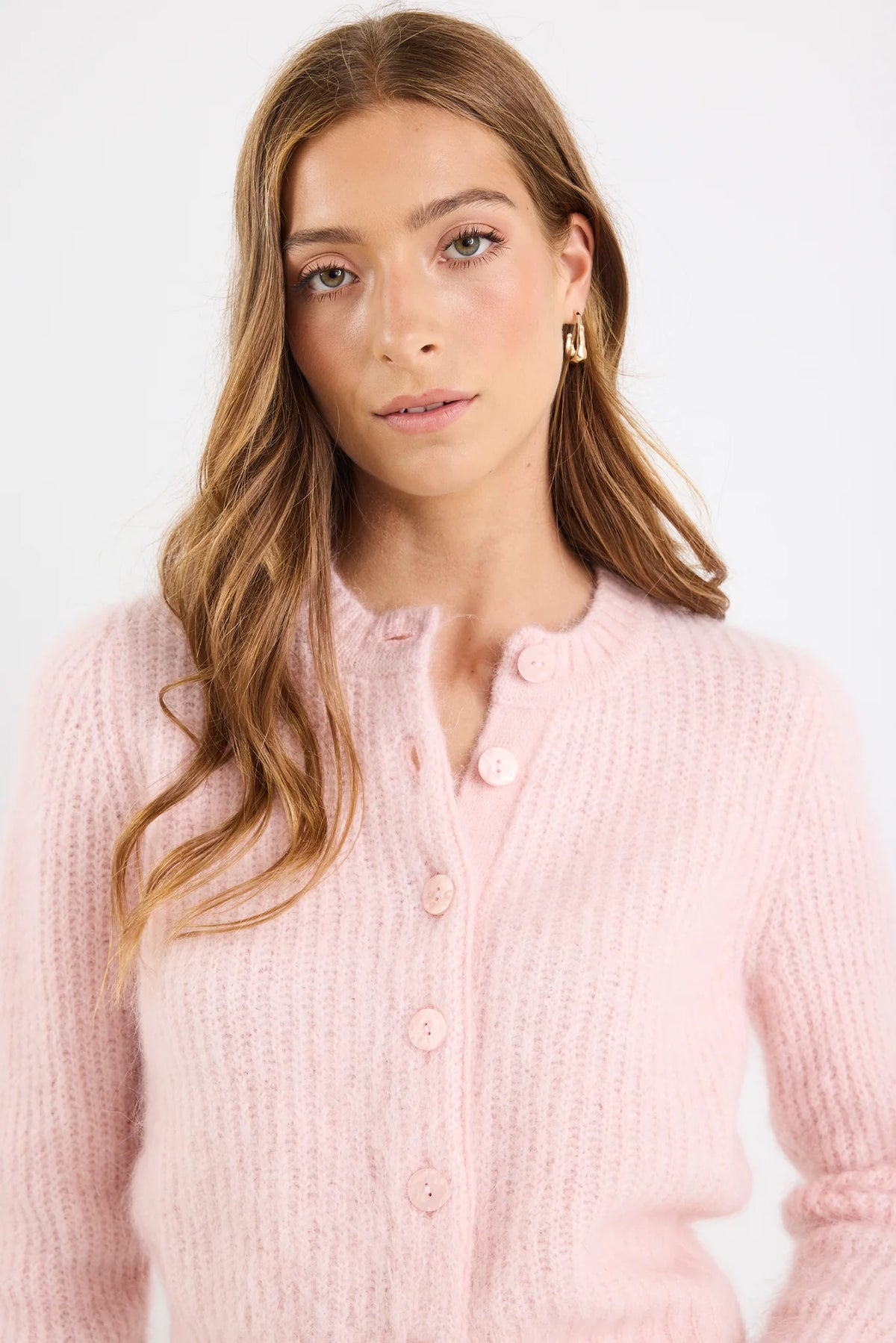 - Long Sleeve&nbsp;
- Button Front
- Fabric Composition - 23% Mohair 37% Wool 20% Polyester 18% Nylon 2% Elastane