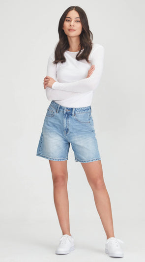 Mid/high waisted rigid denim A line denim shorts.

Ngaio Blue is a great mid length option that is not too long &amp; not too short. In a perfect Blue colour. Can be worn baggy or more fitted as preferred.&nbsp;