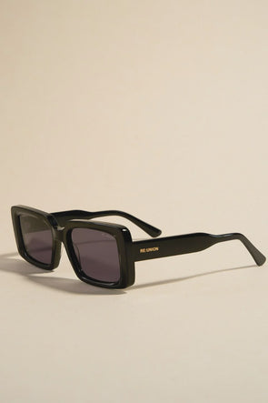 Re: union Manhattan Black Square Sunglasses