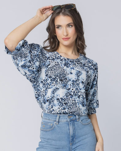 The Magnificent Top in Water Leopard is a must-have addition to your wardrobe, offering the perfect balance of comfort and effortless elegance. Featuring soft balloon sleeves with elasticated cuffs, this versatile top adds a touch of sophistication to any outfit. Style it with your favourite denim for a relaxed weekend look, or pair it with tailored pants for an elevated ensemble.
