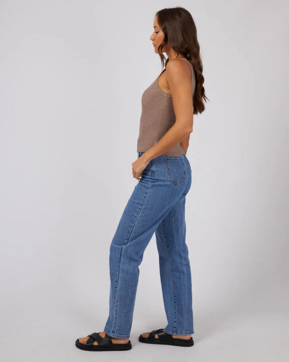 Ribbed fabric
Crew neck
95% Cotton, 5% Elastane