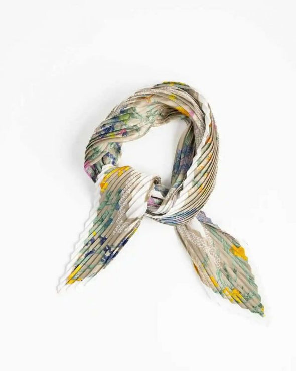 Stilen Rilee Pleated Scarf Natural