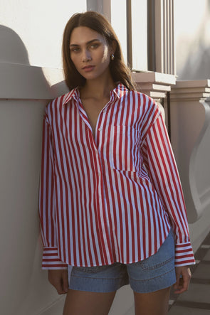 Say hello to the You Got This shirt from Stories be told—where oversized comfort meets style that never quits. With its roomy fit and laid-back vibe, this poplin shirt effortlessly transitions from casual hangouts to dressier moments. The classic collar and button-front add just the right pinch of polish, making it your new favorite go-to piece for an easy, confident look.